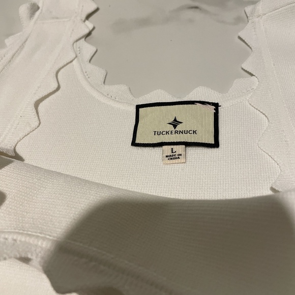 TUCKERNUCK White Ric Rac Compression Tank - Picture 4 of 6